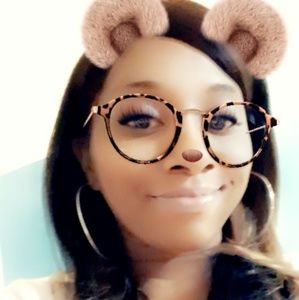 Meet your Posher, Nesha